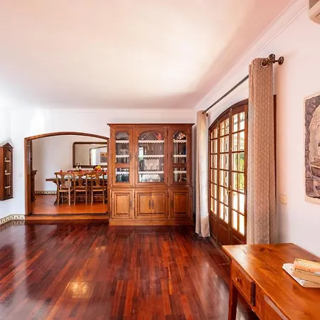 Villa Phi Phi By Algarve Vacation